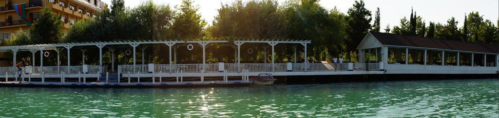 River Side Hotel Mingachevir Bagian luar foto
